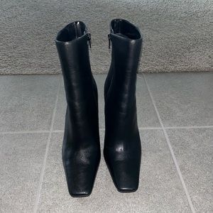 RAYE -Path Boot in Black 8.5